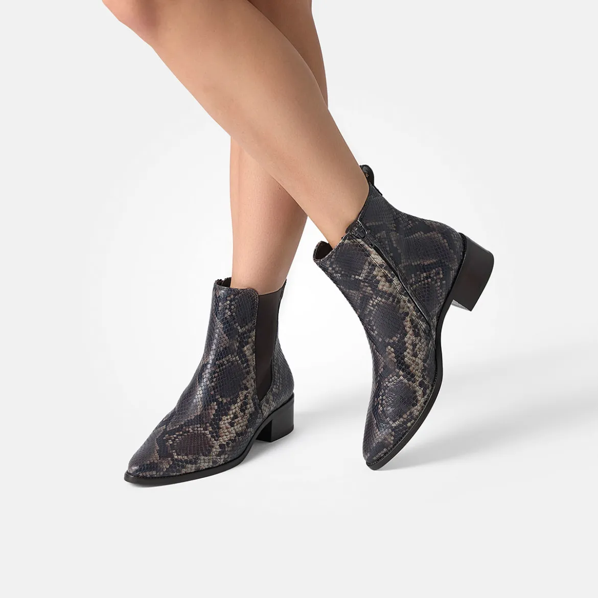 Chelsea-Stiefelette 8271-048