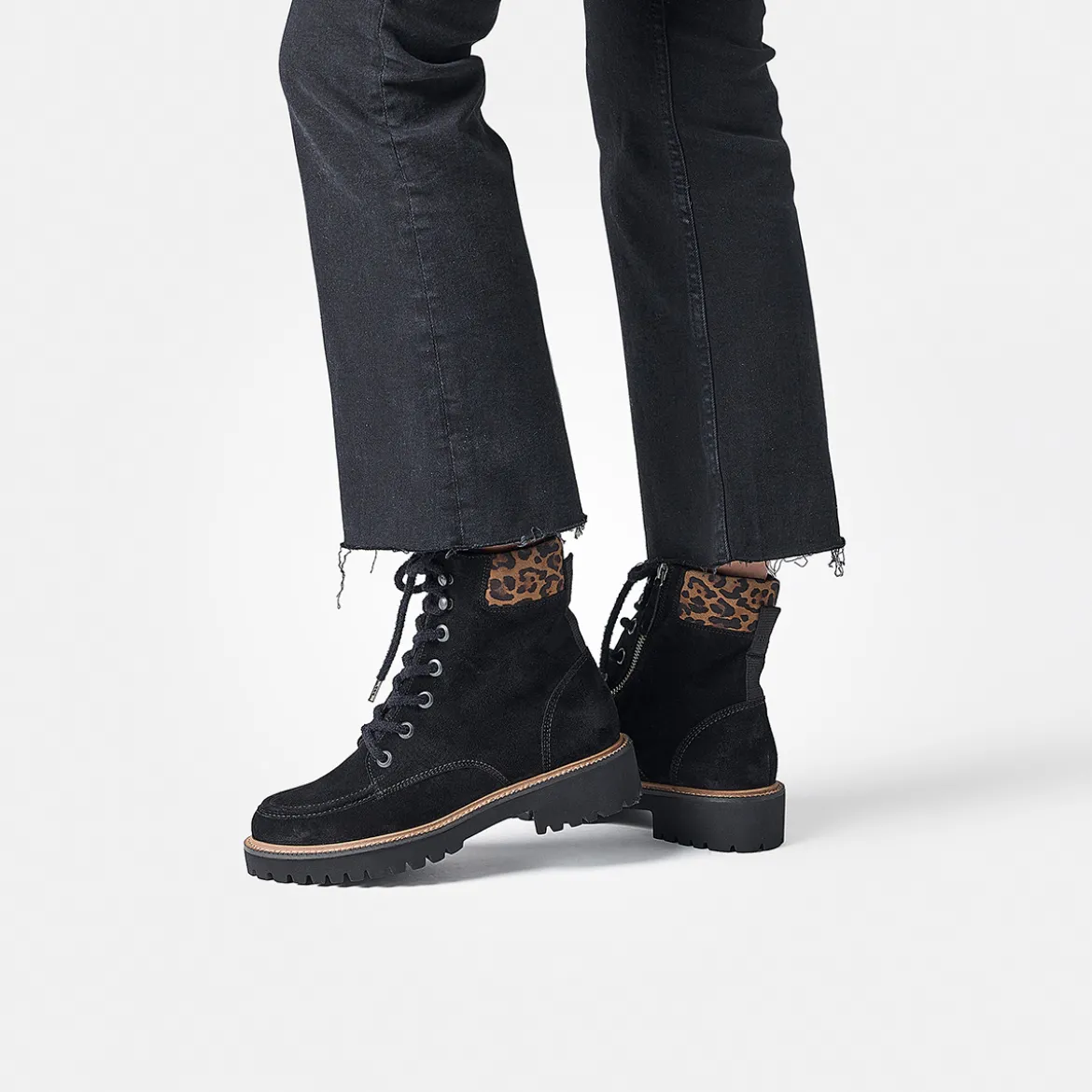 Schnürbootie 8246-018