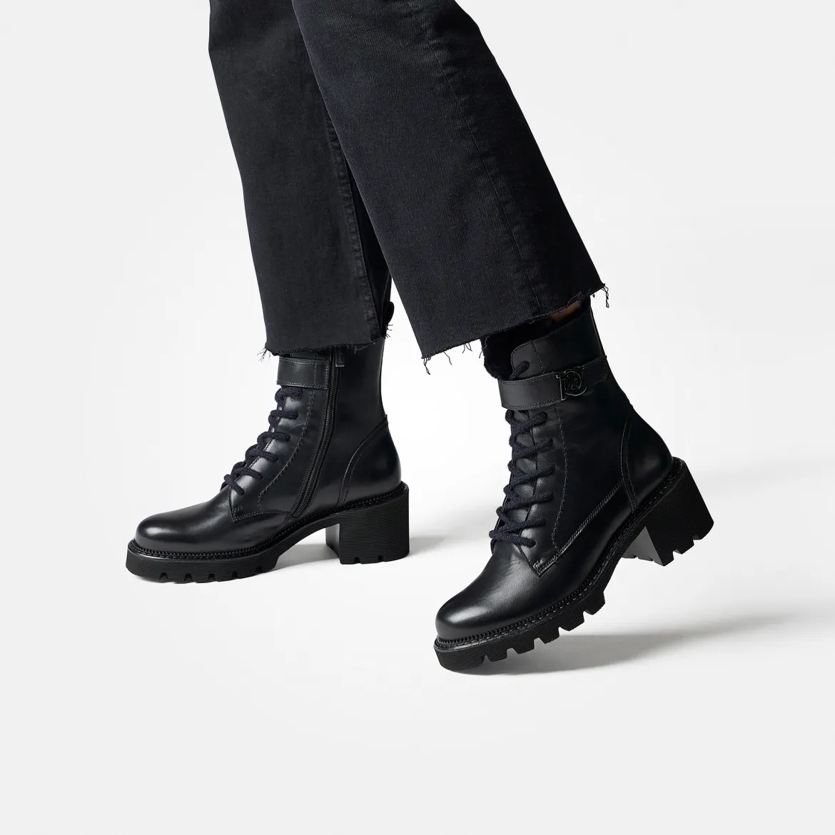 Schnürbootie mit Warmfutter 8178-006
