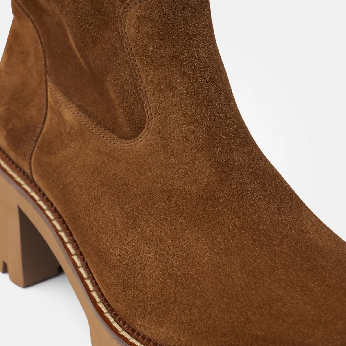 Stiefelette 8133-000