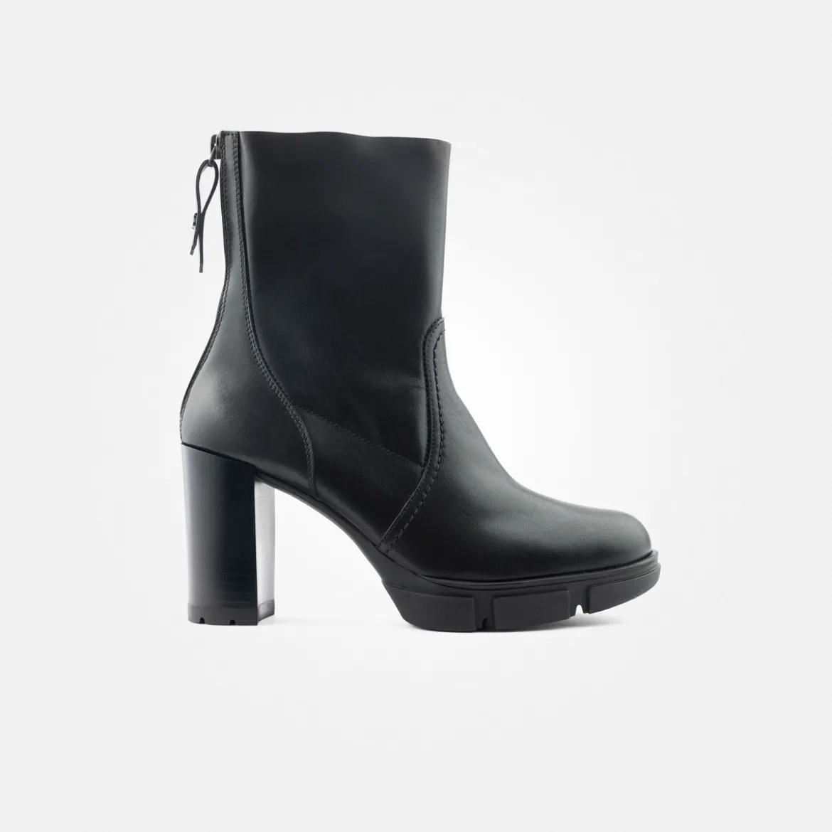 Stiefelette 8163-006