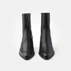 Stiefelette 8075-000