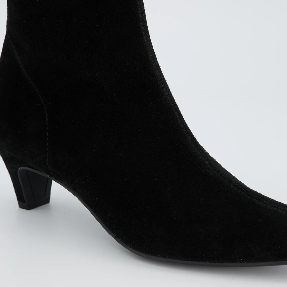 Stiefelette 8288-010