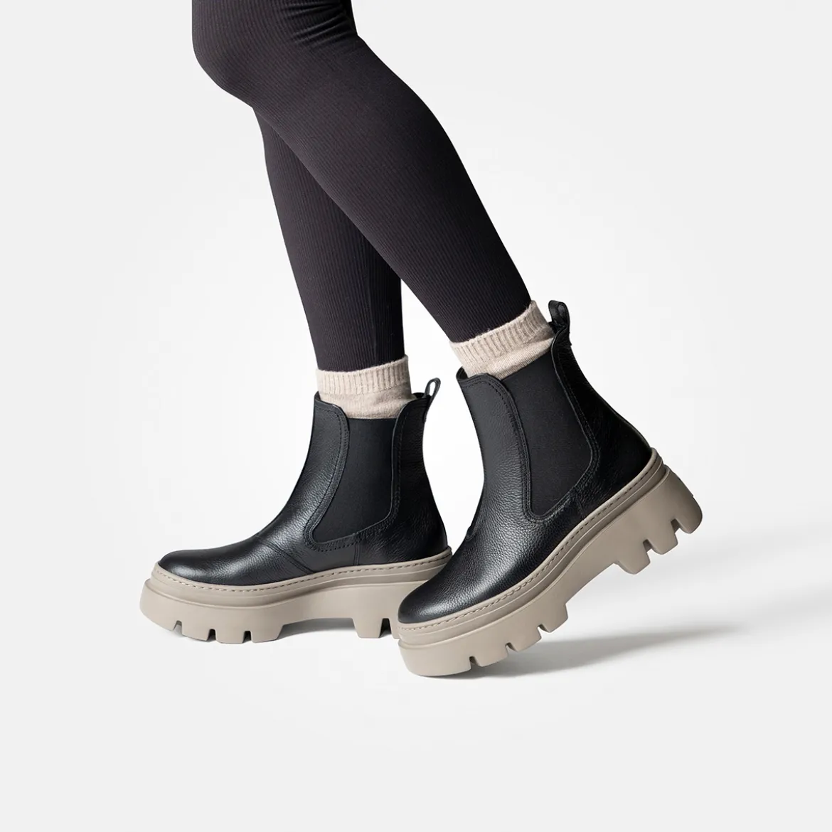 SUPER SOFT Chelsea-Boots 9124-002